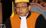 Hakim Agung Prof. Dr. H. Rifyal Ka’bah, MA Tutup Usia Hakim Agung Prof. Dr. H. Rifyal Ka’bah, MA Tutup Usia